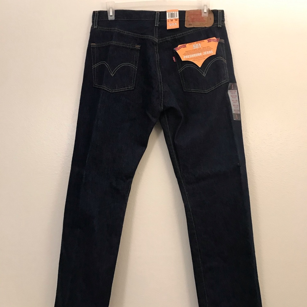 Levi’s 501 straight cut jeans button-fly